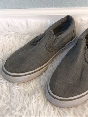 🩶5/$30 Circo by Target Boys Gray Canvas Slip On Shoes Youth Size 3